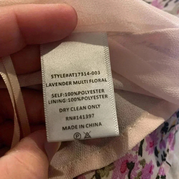 ASTR The Label  Lavender Multi Floral Cami Top (M) - Picture 5 of 8